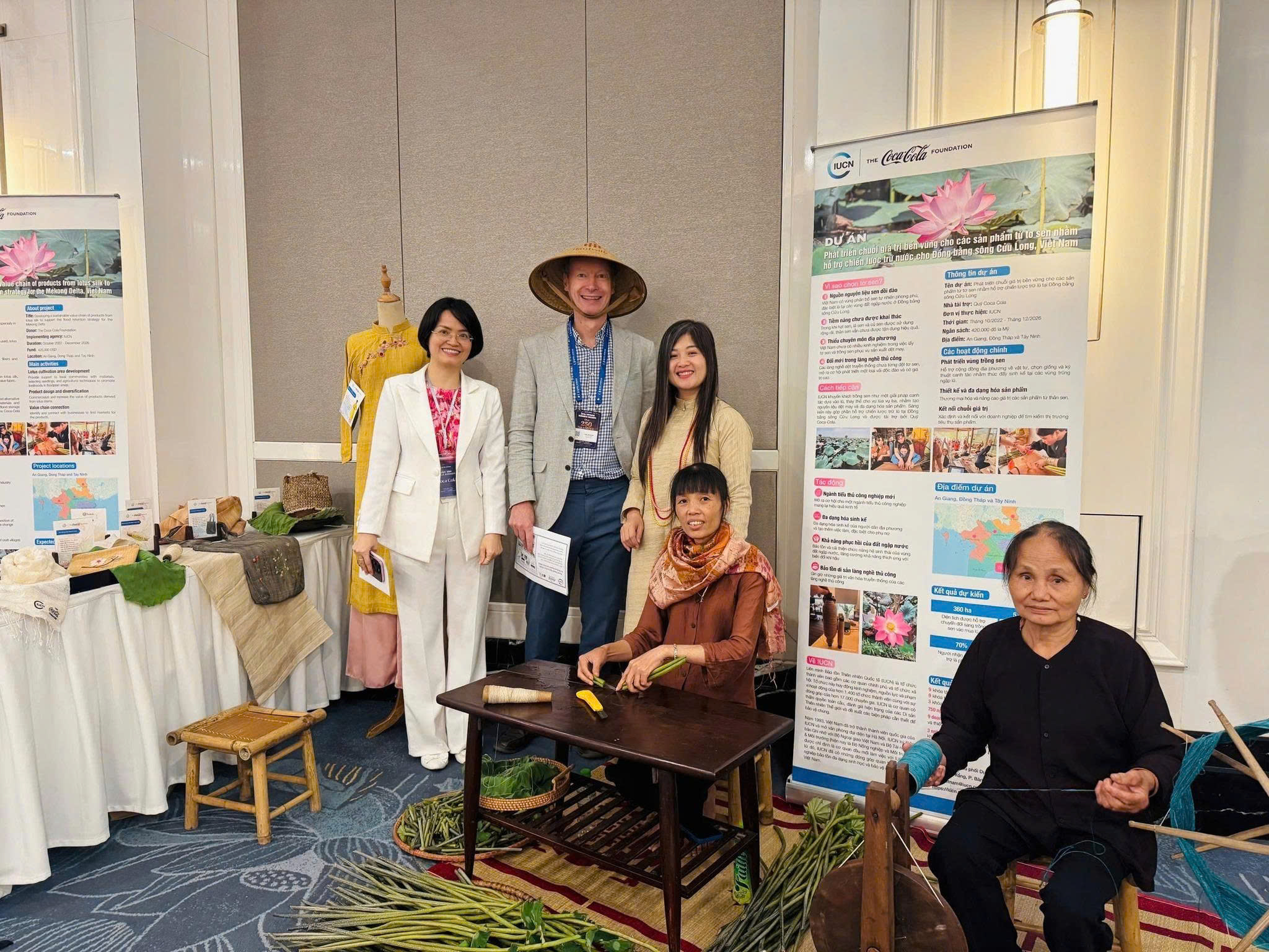 Đội ngũ Hanhsilk với IUCN