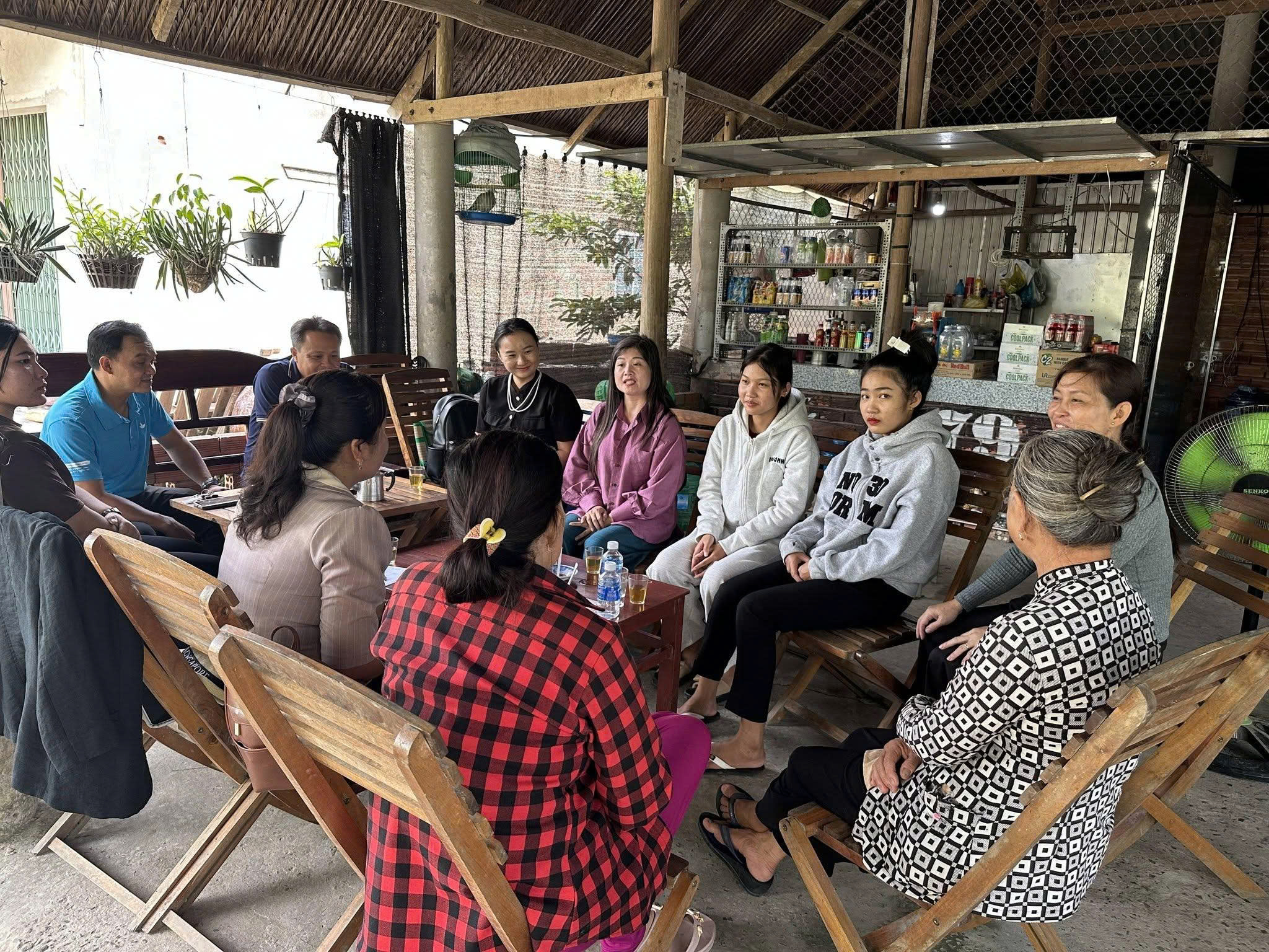 Gặp gỡ phụ nữ địa phương Tây Ninh